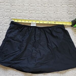 Black Women's Swim Skirt NEW wo Tag With Attached Panty